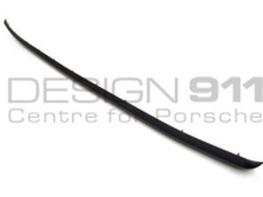 Rear bumper rubber. Porsche 924 / 944 - 477807319